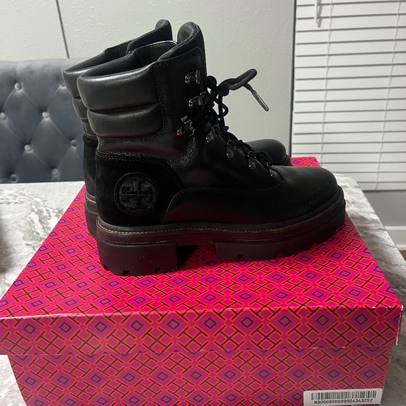 Tory Burch boots - Picture 1 of 5